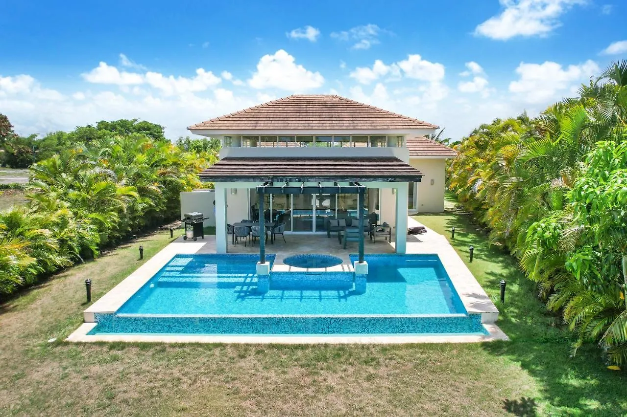 Stunning 3-Bedroom Villa With Pool, Jacuzzi And Maid Near Bavaro Beach Punta Cana