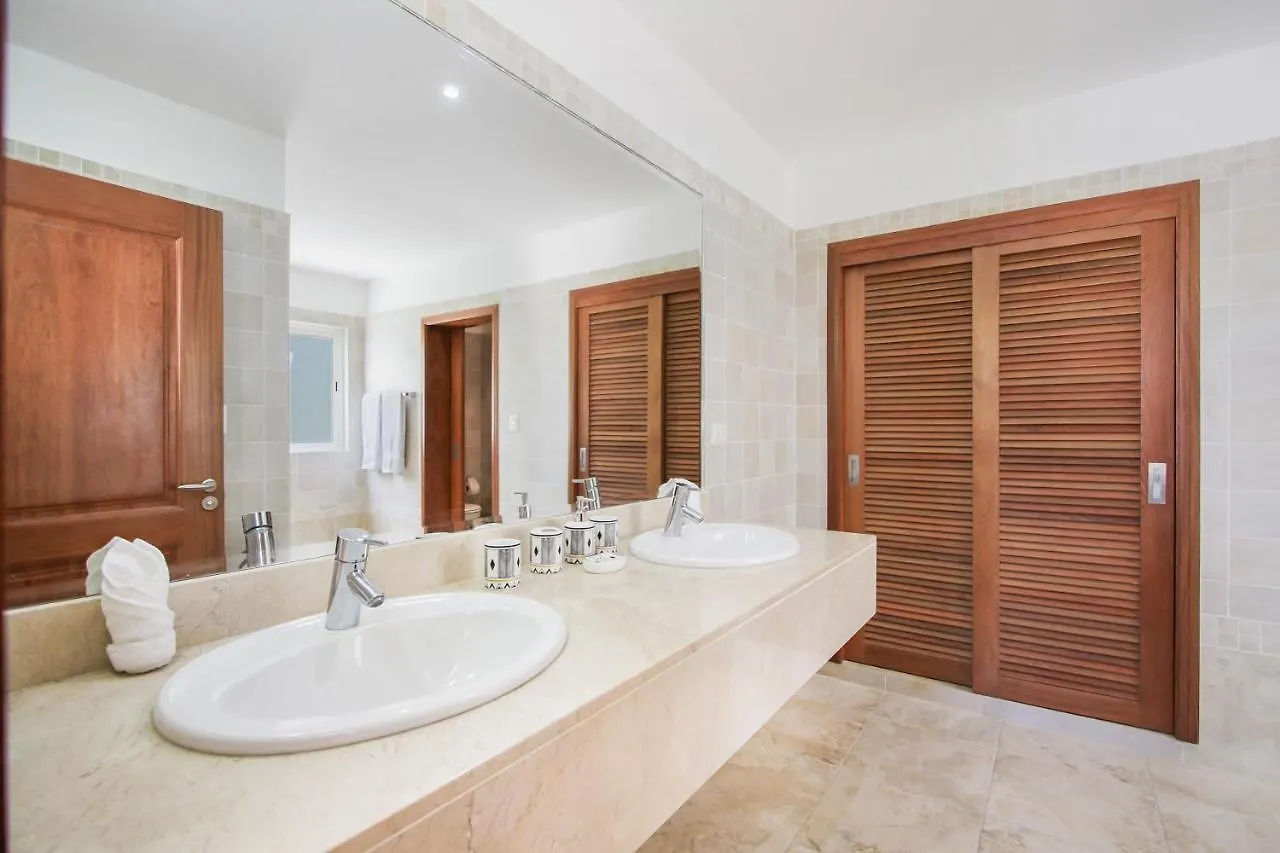 Stunning 3-Bedroom Villa With Pool, Jacuzzi And Maid Near Bavaro Beach Punta Cana