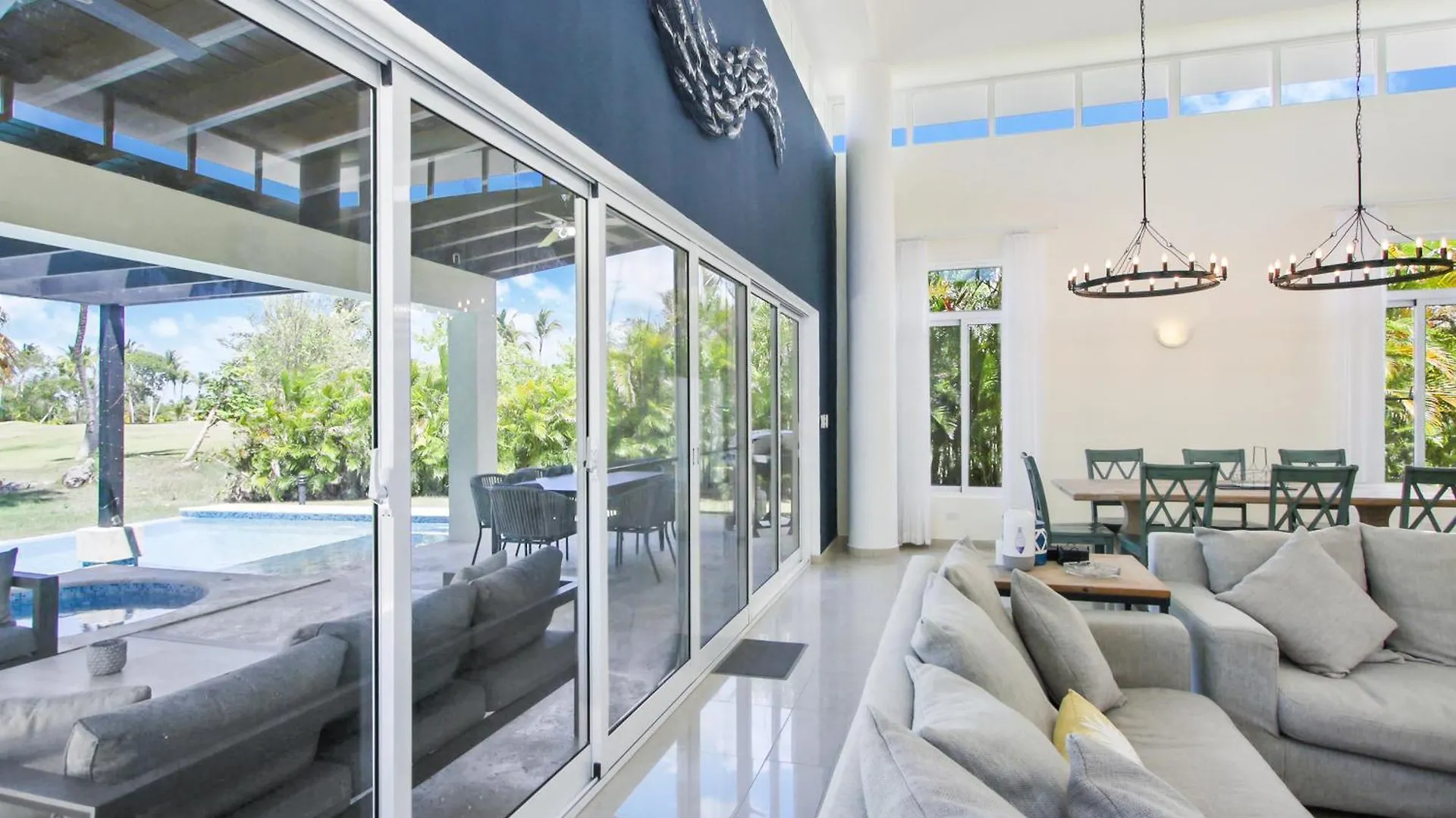 Stunning 3-Bedroom Villa With Pool, Jacuzzi And Maid Near Bavaro Beach Punta Cana