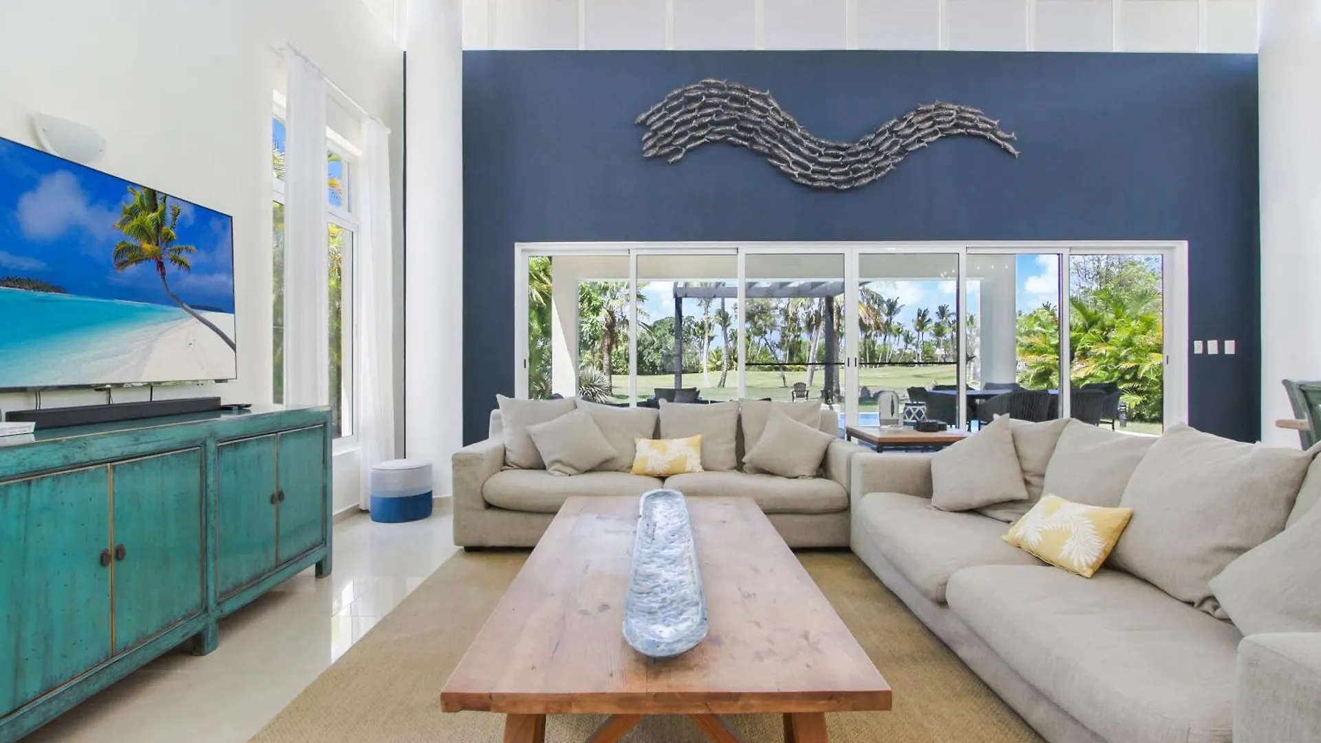 Stunning 3-Bedroom Villa With Pool, Jacuzzi And Maid Near Bavaro Beach Punta Cana